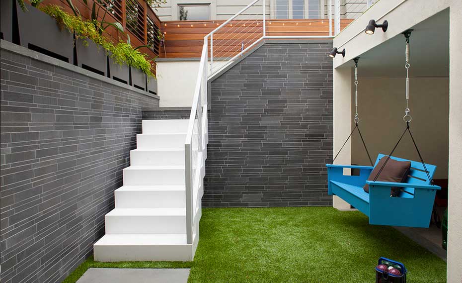 Smooth Modern Greystone Walls the Courtyard of a home in San Francisco California